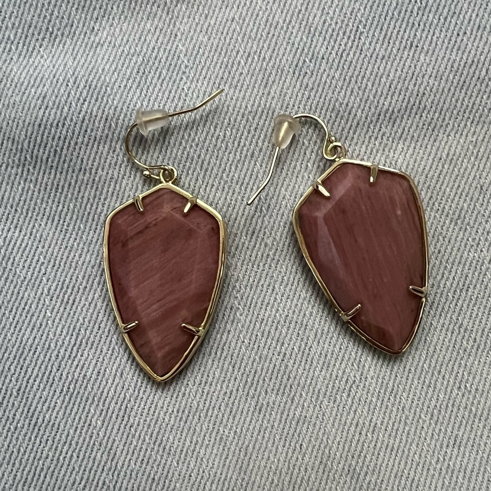 Ava Rose mauve/gold drop earrings
